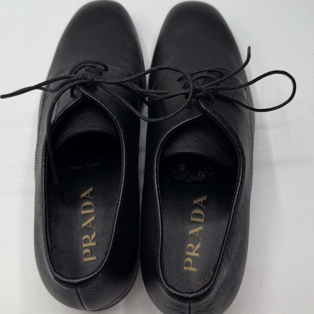 Prada Men's Black Textured Leather Plain Toe Derby Shoes Size 7 - Picture 4 of 10
